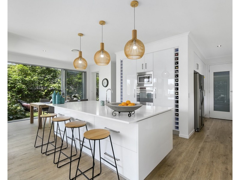 15 Goldfinch Close, Peregian Springs QLD 4573