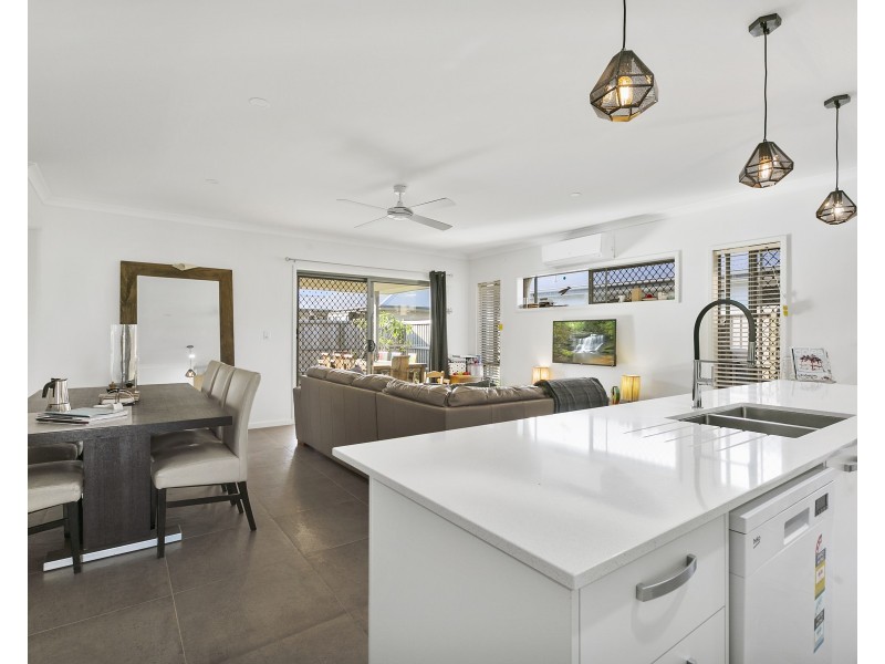 6  Long Board Street, Peregian Beach QLD 4573