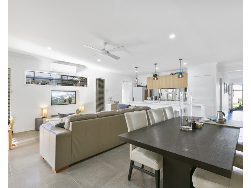 6  Long Board Street, Peregian Beach QLD 4573