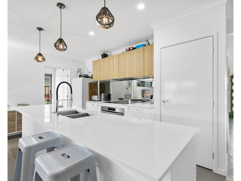 6  Long Board Street, Peregian Beach QLD 4573