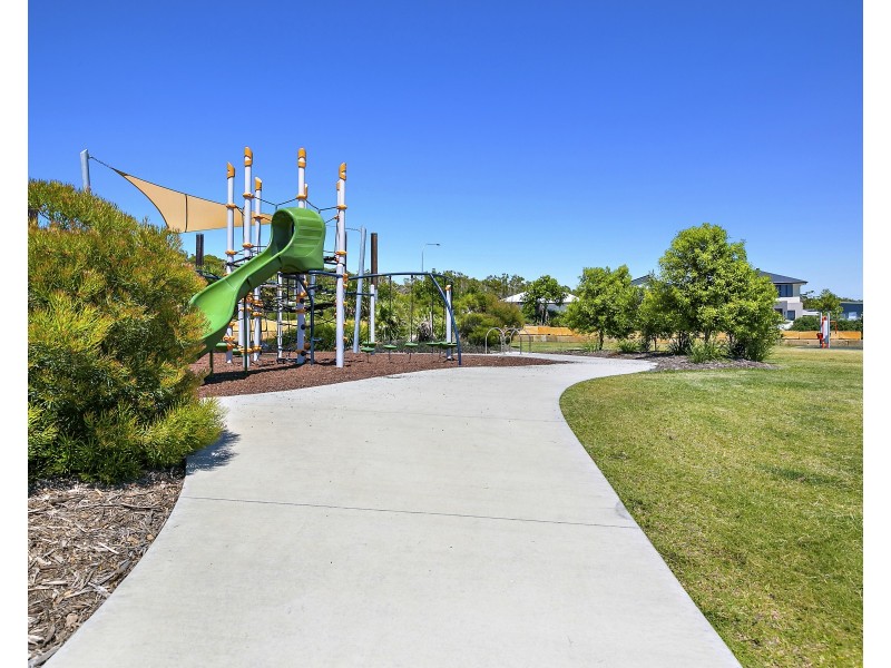 6  Long Board Street, Peregian Beach QLD 4573