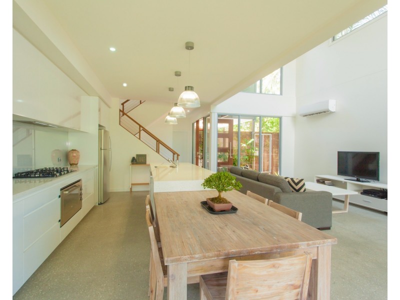 2/25 Nebula Street, Sunshine Beach QLD 4567