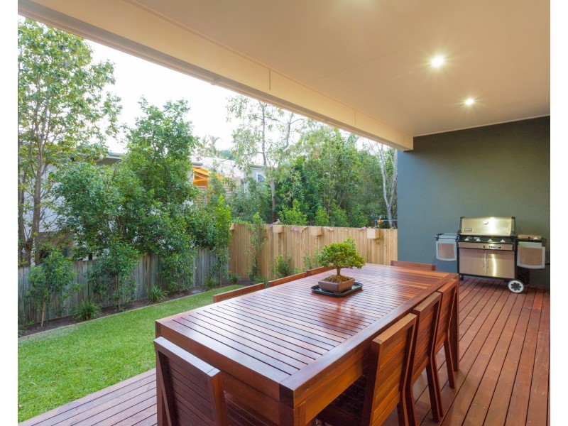 2/25 Nebula Street, Sunshine Beach QLD 4567