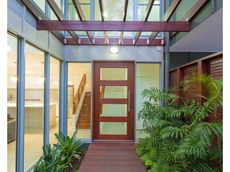 2/25 Nebula Street, Sunshine Beach QLD 4567