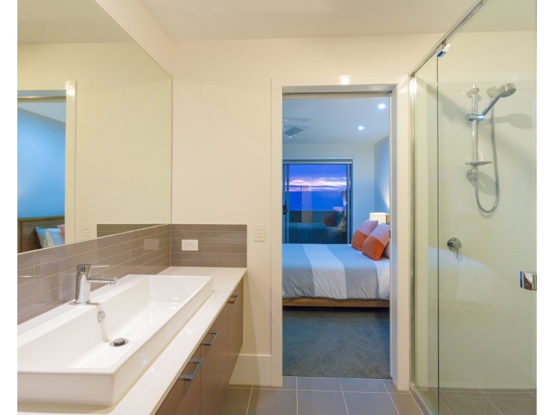 2/25 Nebula Street, Sunshine Beach QLD 4567