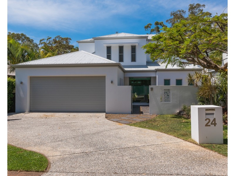 24 Lakeside Drive, Peregian Springs QLD 4573
