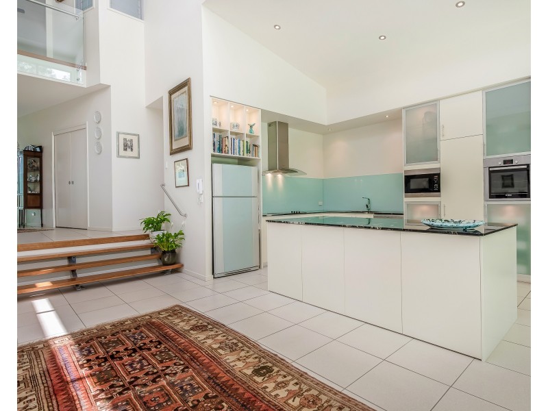 24 Lakeside Drive, Peregian Springs QLD 4573