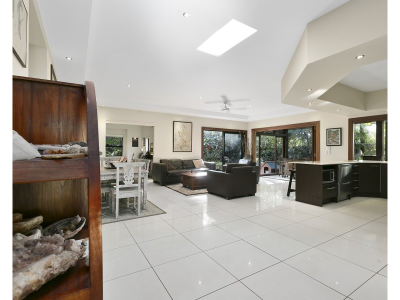 4  Pennant Court, Peregian Springs QLD 4573