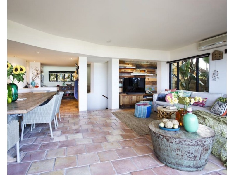 1/18 Bryan Street, Sunshine Beach QLD 4567