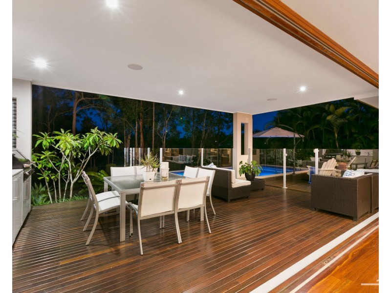 4 Lakeside Drive, Peregian Springs QLD 4573
