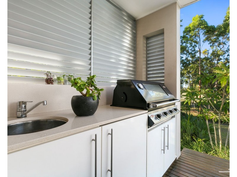 4 Lakeside Drive, Peregian Springs QLD 4573