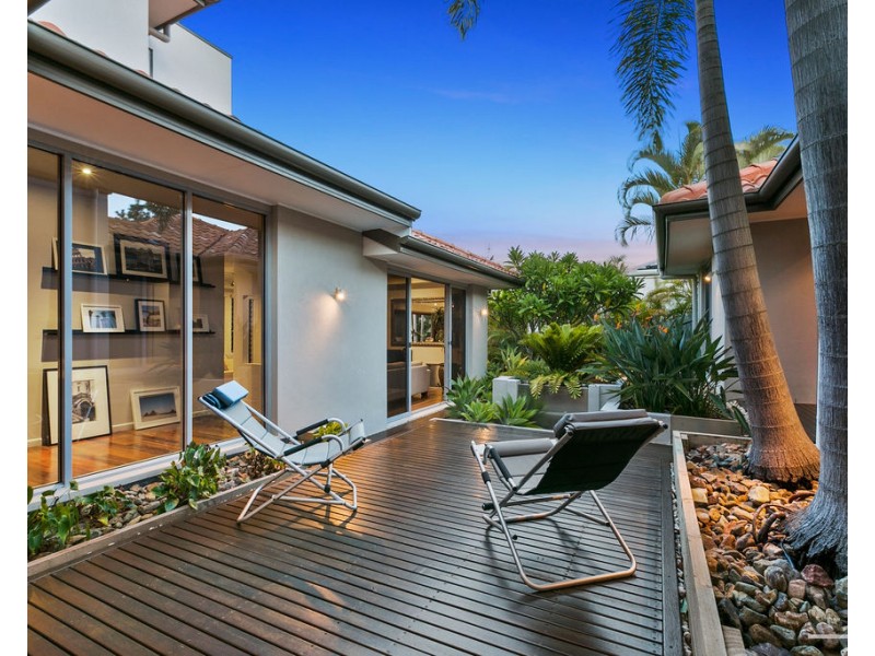 4 Lakeside Drive, Peregian Springs QLD 4573