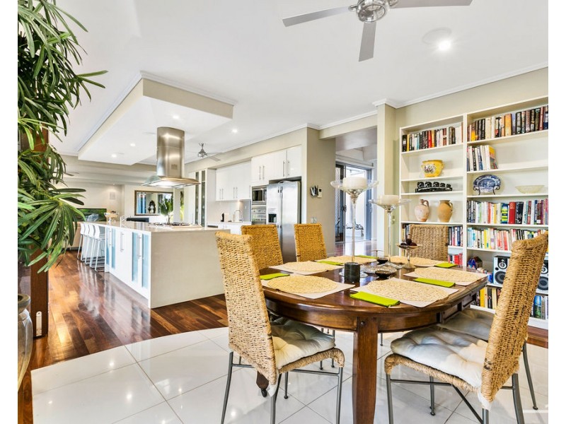 4 Lakeside Drive, Peregian Springs QLD 4573