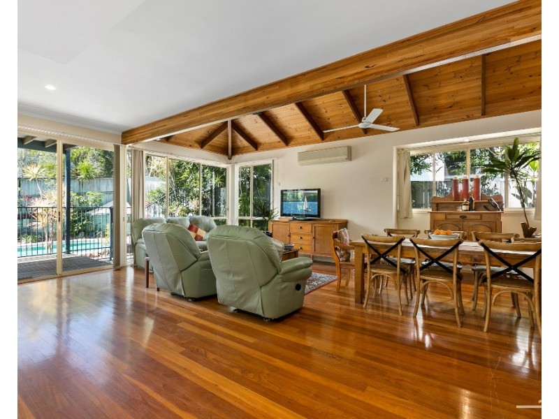 12 Viewland Drive, Noosa Heads QLD 4567
