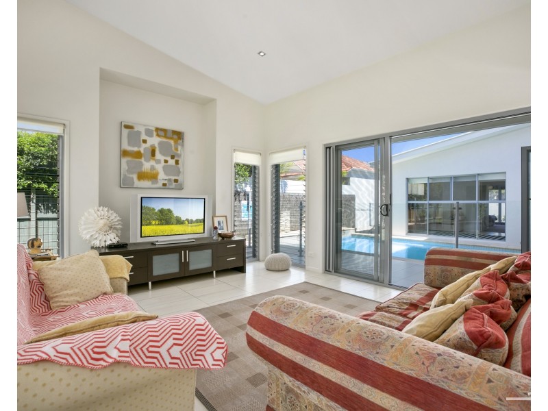 10 Greenside Court, Peregian Springs QLD 4573