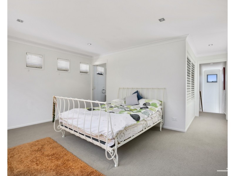 10 Greenside Court, Peregian Springs QLD 4573