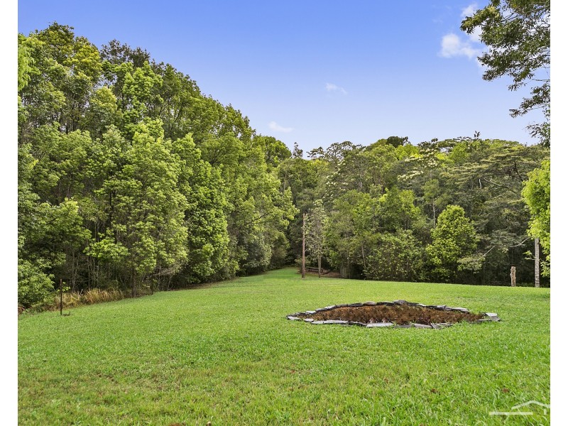 195 Sunrise Road, Eumundi QLD 4562