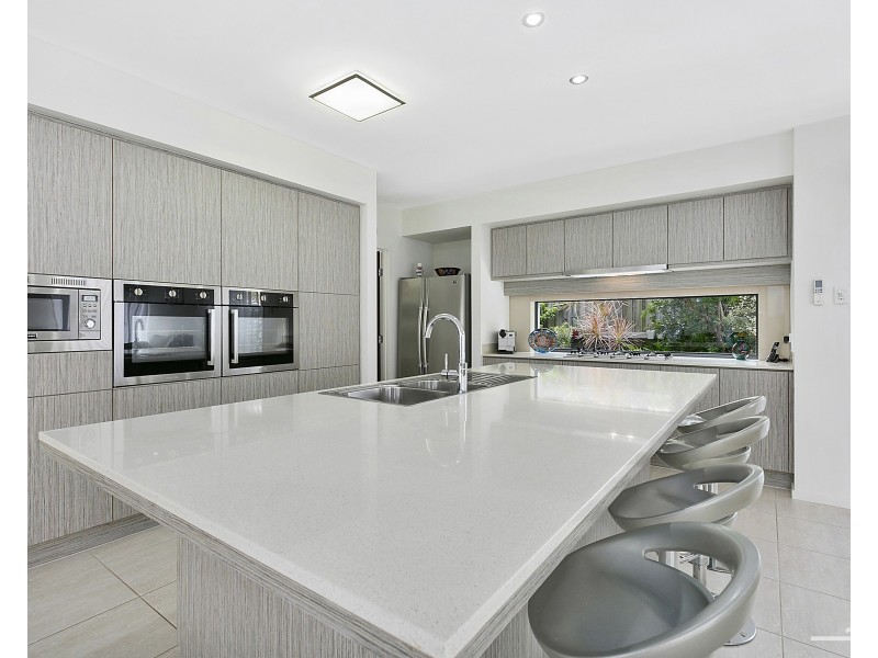 6 Stringybark Place, Peregian Springs QLD 4573