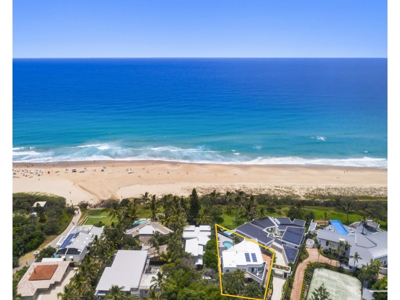 15 Webb Road, Sunshine Beach QLD 4567