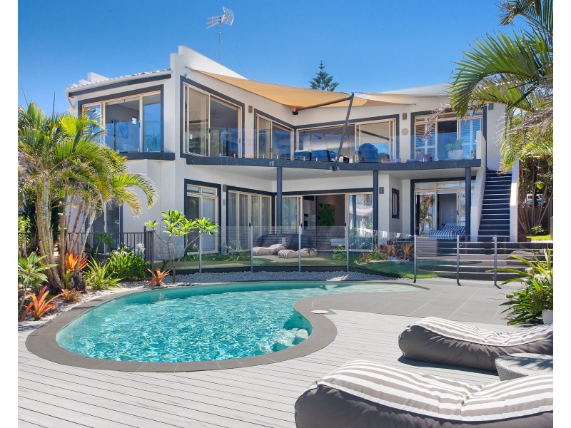 15 Webb Road, Sunshine Beach QLD 4567