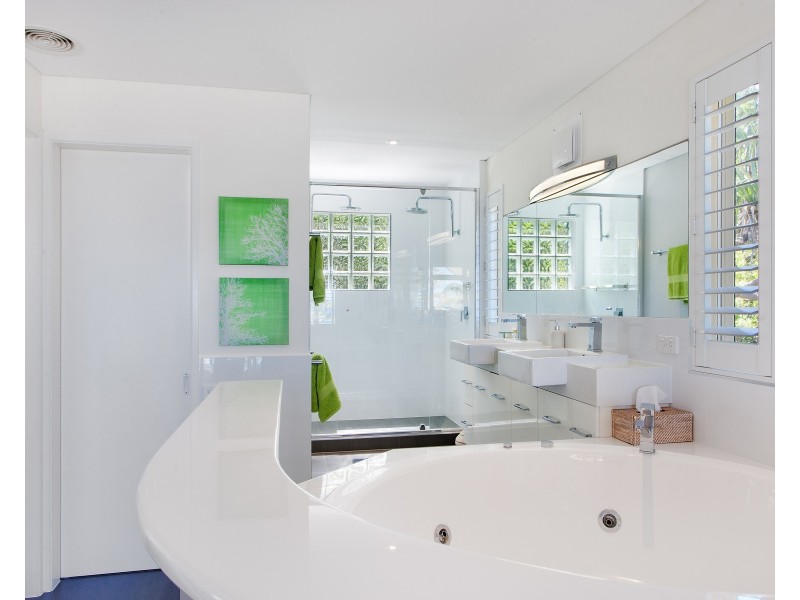 15 Webb Road, Sunshine Beach QLD 4567