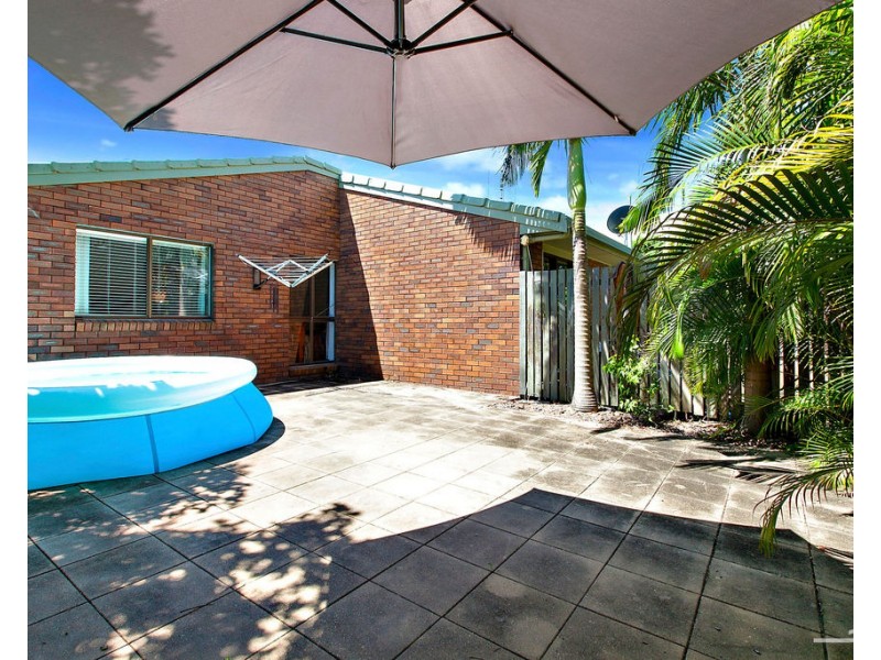 2/4 Oceania Crescent, Sunshine Beach QLD 4567