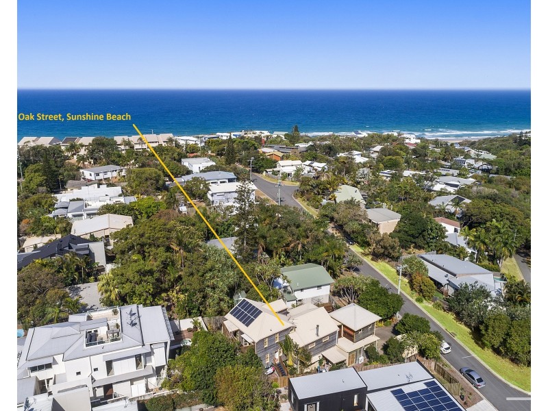 9 Oak Street, Sunshine Beach QLD 4567