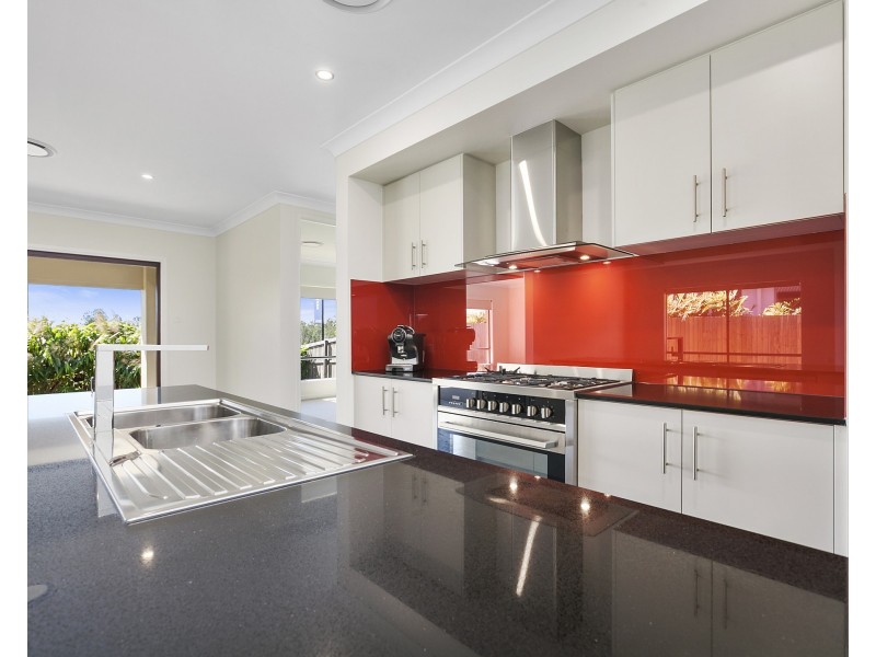 25 Radiata Place, Peregian Springs QLD 4573