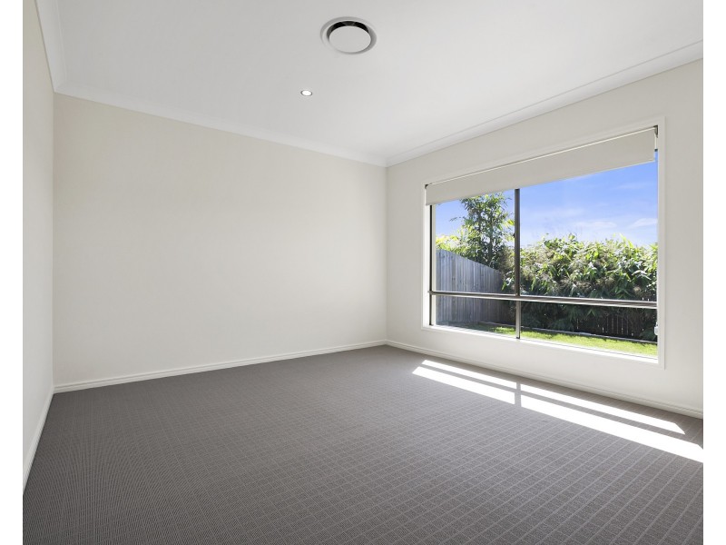 25 Radiata Place, Peregian Springs QLD 4573