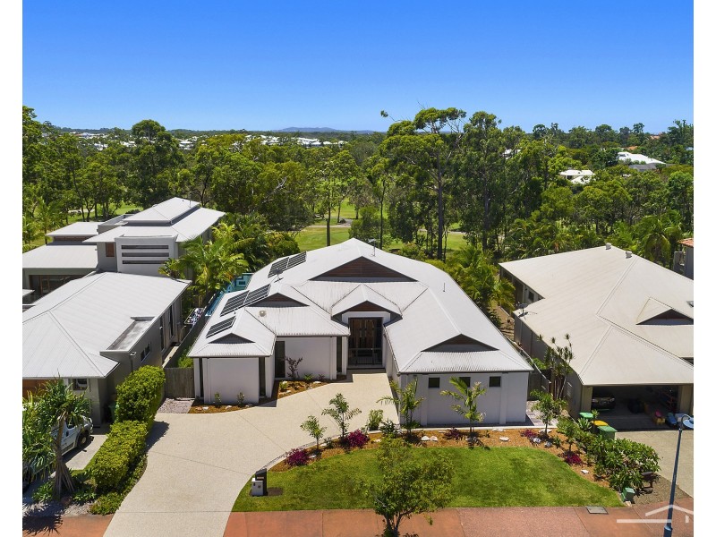 8 Lakeside Drive, Peregian Springs QLD 4573