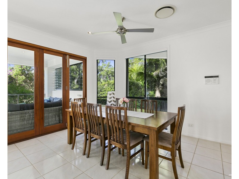 8 Lakeside Drive, Peregian Springs QLD 4573