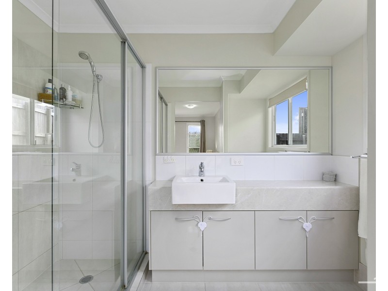 22 Harrier Crescent, Peregian Springs QLD 4573