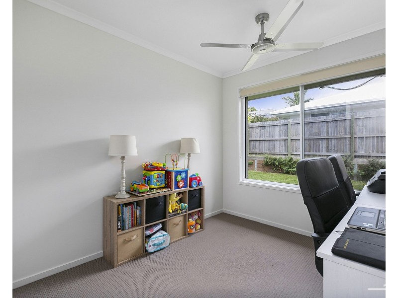 22 Harrier Crescent, Peregian Springs QLD 4573