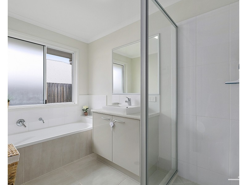 22 Harrier Crescent, Peregian Springs QLD 4573