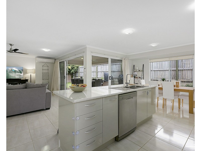 22 Harrier Crescent, Peregian Springs QLD 4573