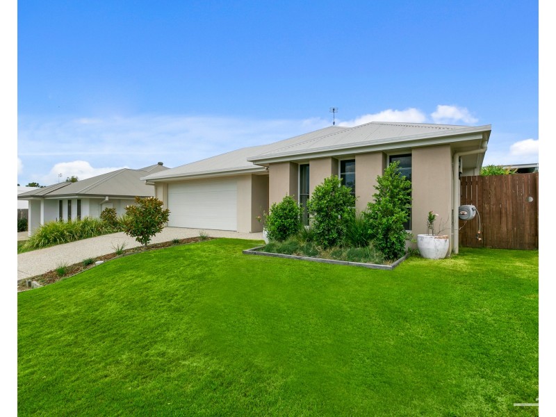 22 Harrier Crescent, Peregian Springs QLD 4573