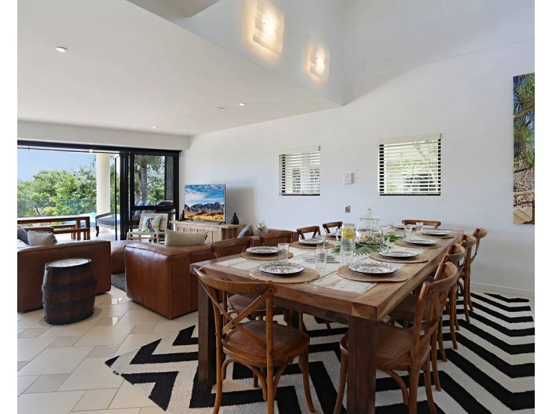 19 Ross Crescent, Sunshine Beach QLD 4567