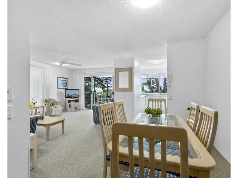 21/2 Serenity Close, Noosa Heads QLD 4567