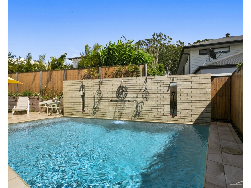 102 Ridgeview Drive, Peregian Springs QLD 4573