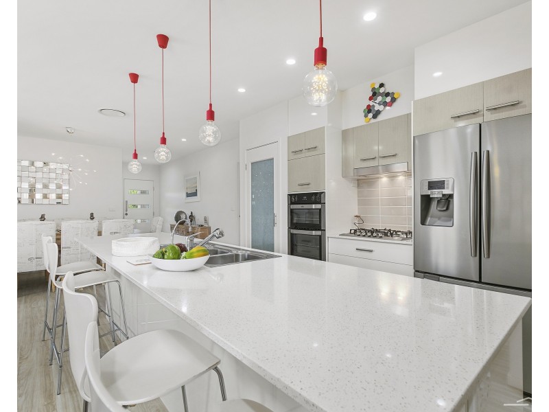 102 Ridgeview Drive, Peregian Springs QLD 4573