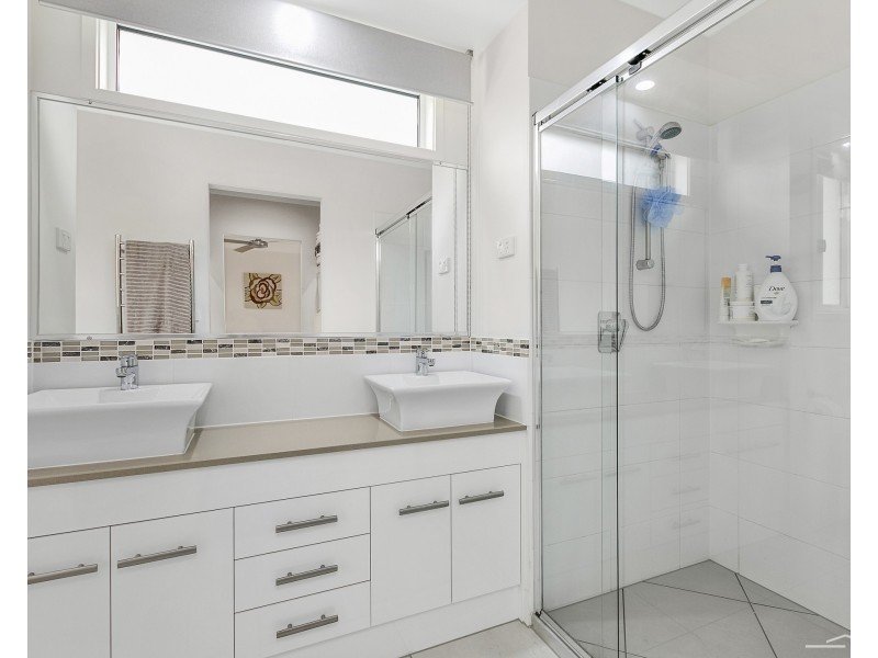 102 Ridgeview Drive, Peregian Springs QLD 4573