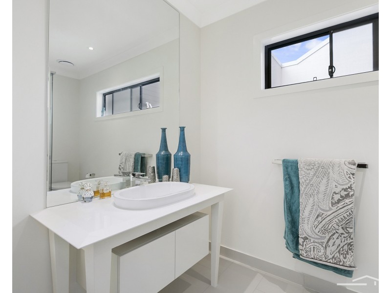 27 North Ridge Avenue, Peregian Springs QLD 4573