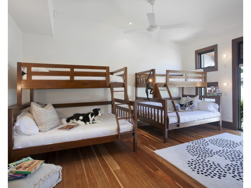 27 The Esplanade, Sunshine Beach QLD 4567