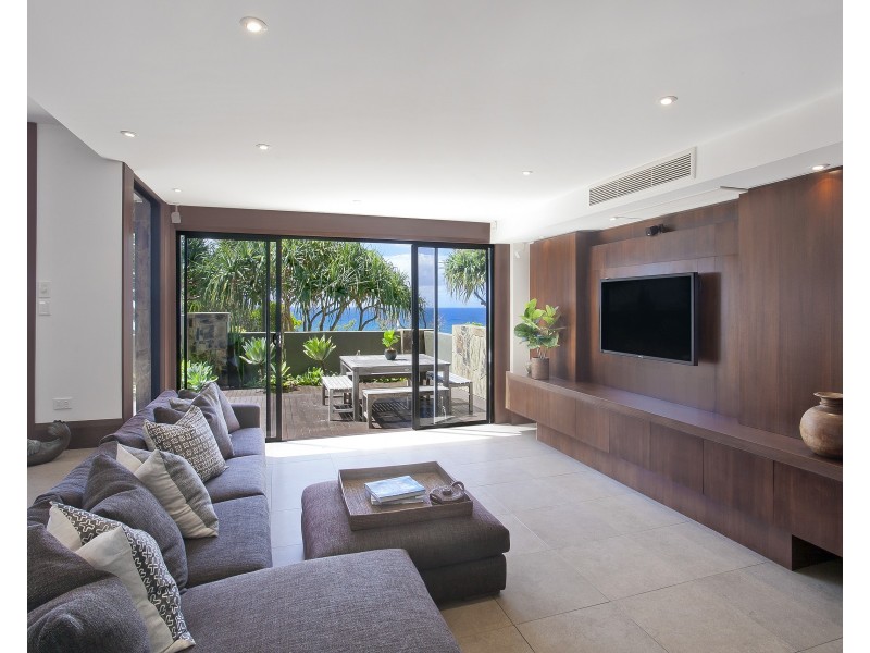 27 The Esplanade, Sunshine Beach QLD 4567