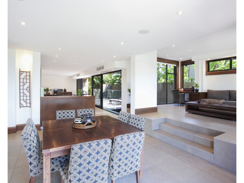 27 The Esplanade, Sunshine Beach QLD 4567