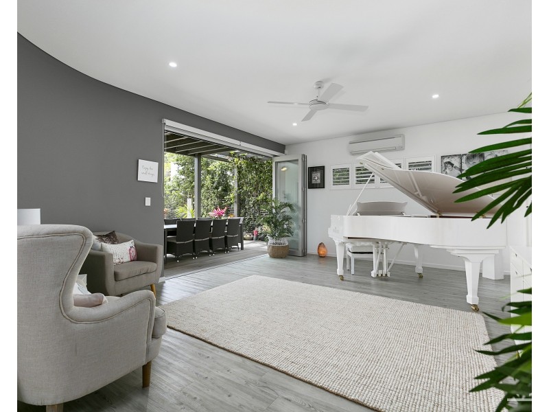 24 Depper Street, Sunshine Beach QLD 4567