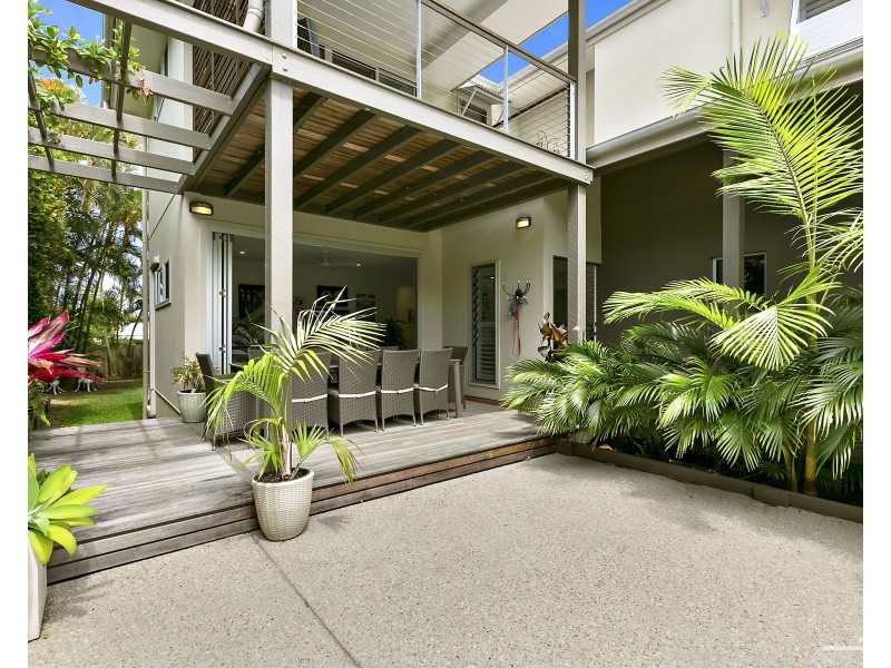 24 Depper Street, Sunshine Beach QLD 4567