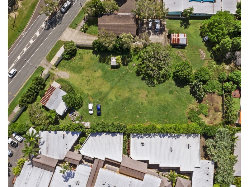 93 Eumundi Noosa Road, Noosaville QLD 4566