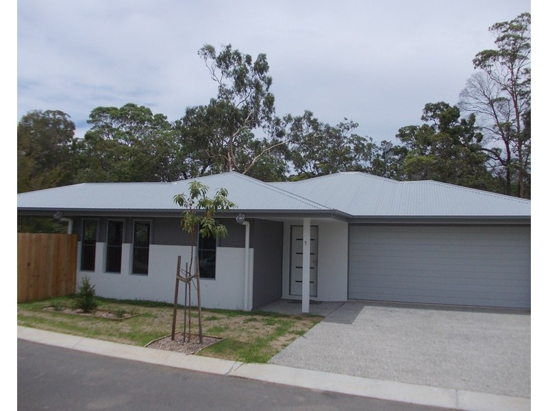 1/2 Pandorea Court, Noosaville QLD 4566