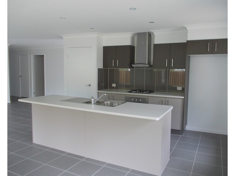 1/2 Pandorea Court, Noosaville QLD 4566